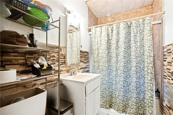 $1,099,000 | 4623 East Compton Boulevard, Compton, CA 90221