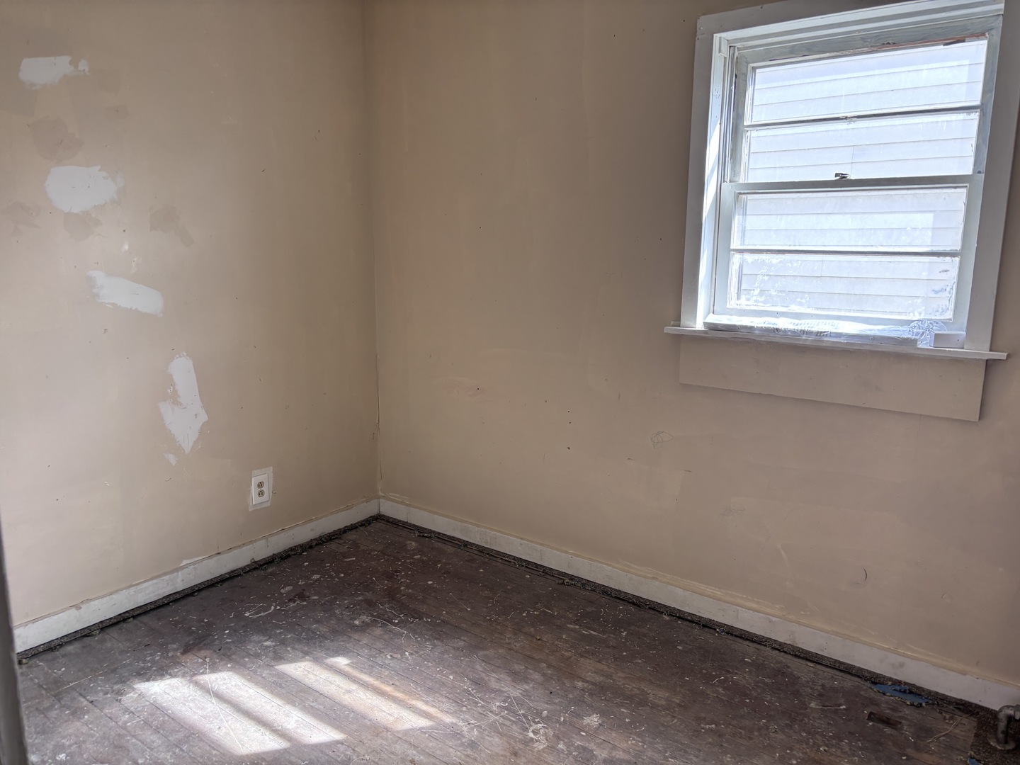 231 3rd Avenue South Clinton, IA 52732 - Photo 5 of 16