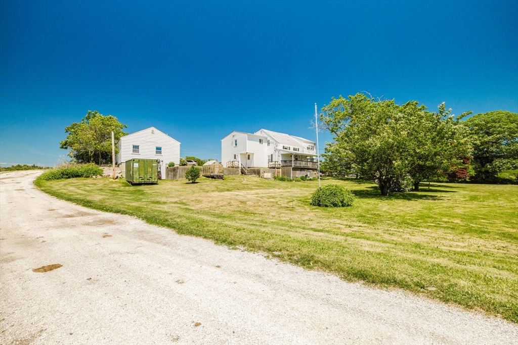 706 Gifford Road Westport, MA 02790 - Photo 9 of 38
