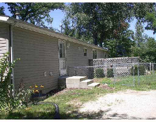 57436 Pear Road South Bend, IN 46619 - Photo 1 of 6 Gallery Image 1
