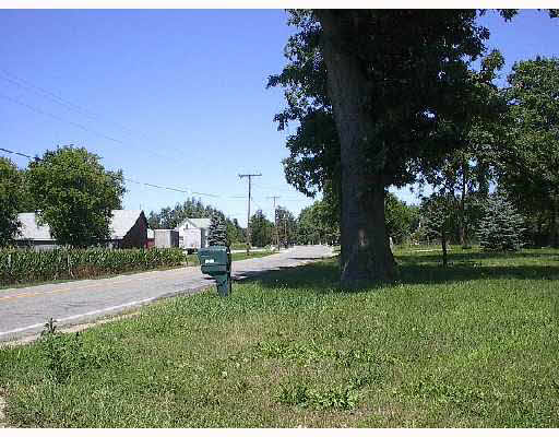 57436 Pear Road South Bend, IN 46619 - Photo 3 of 6 Gallery Image 3