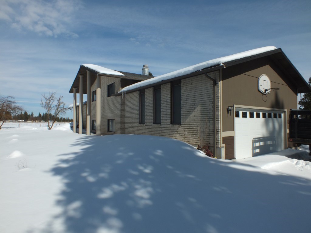 5723 South Assembly Road Spokane, WA 99224 - Photo 2 of 20