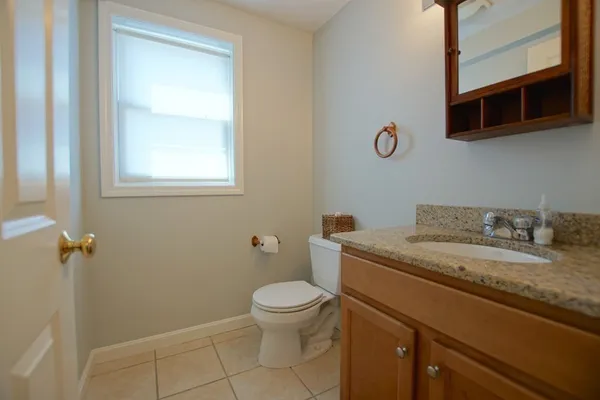 $3,200 | 13 Endicott Street, Unit 1, Peabody, MA 01960