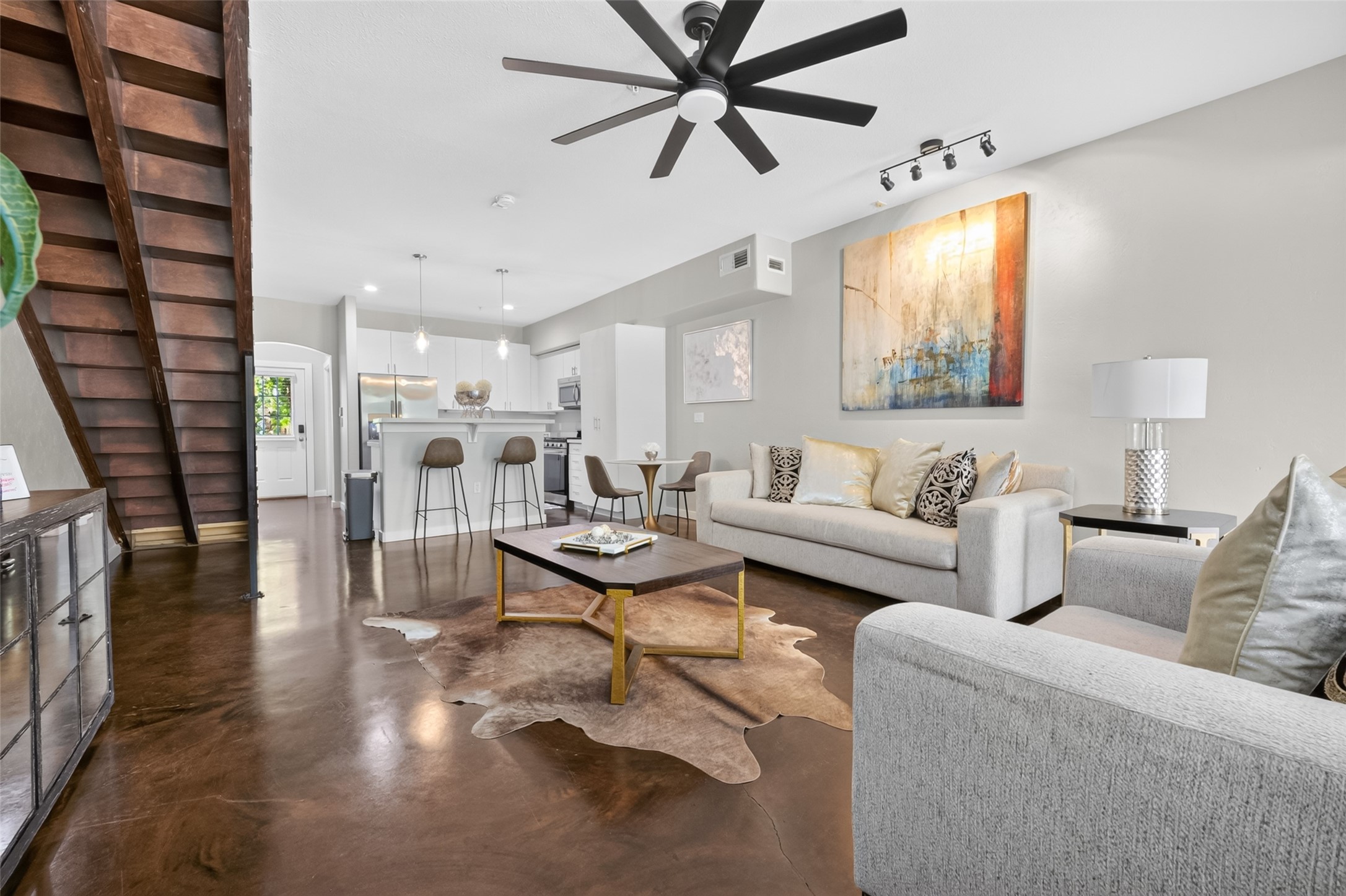 2216 Chenevert Street, Unit 7 Houston, TX 77003 - Photo 2 of 19