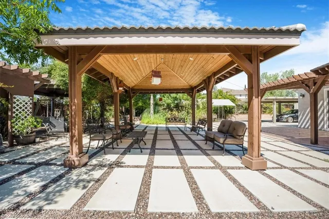 $875,000 | 19247 Mountain Shadow Lane, Perris, CA 92570