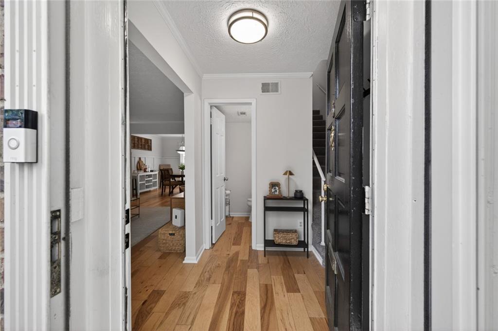 9 Scotland Place Northwest Atlanta, GA 30318 - Photo 9 of 49