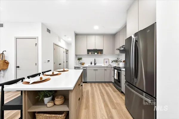 $339,000 | 2312 Broadway Avenue, Unit A102, Boise, ID 83706