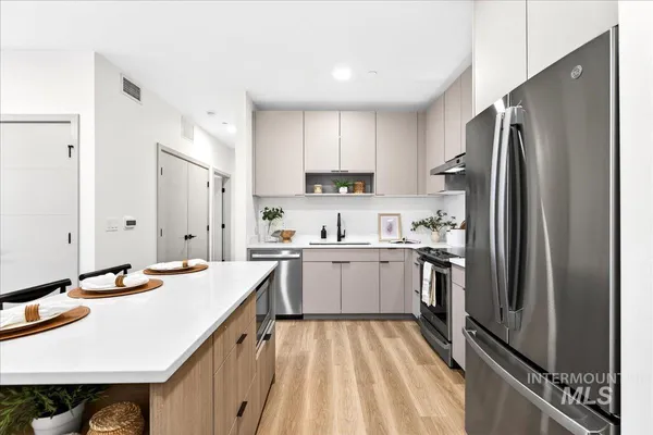 $339,000 | 2312 Broadway Avenue, Unit A102, Boise, ID 83706