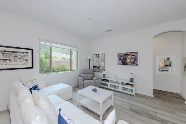 $698,800 | 24142 Evesong Drive, Corona, CA 92883