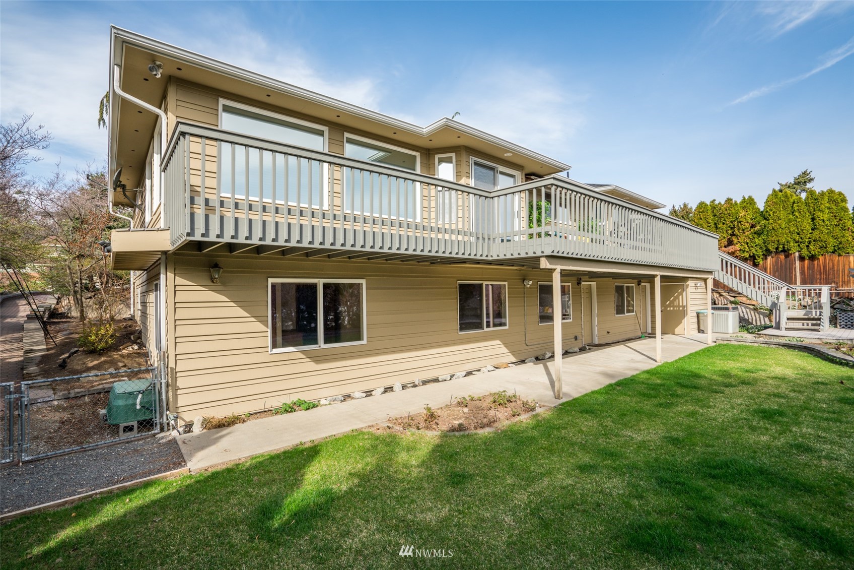 1608 Horselake Road Wenatchee, WA 98801 - Photo 5 of 40 Gallery Image 5