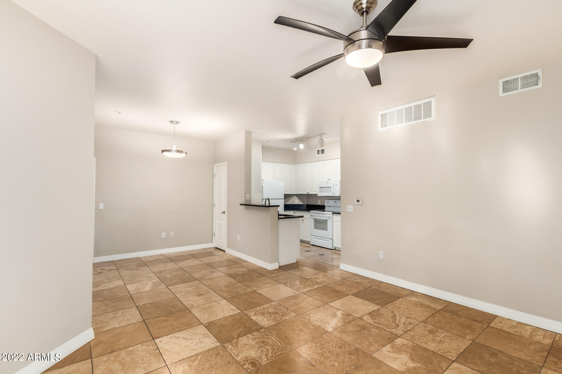 1701 East Colter Street, Unit 365 Phoenix, AZ 85016 - Photo 8 of 30 0005-06-Colter