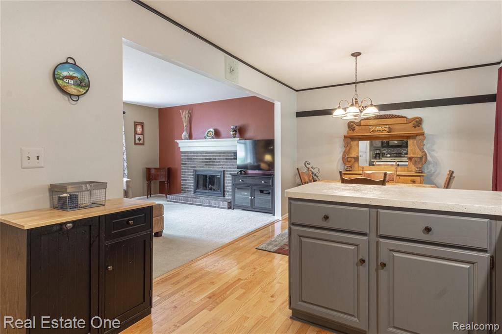 24379 Surfside Road Novi, MI 48374 - Photo 21 of 40