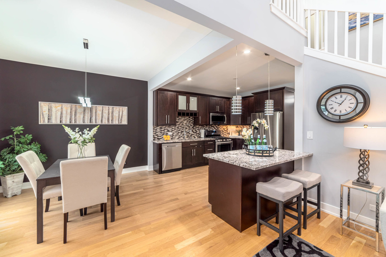 968 Oak Ridge Boulevard Elgin, IL 60120 - Photo 5 of 27
