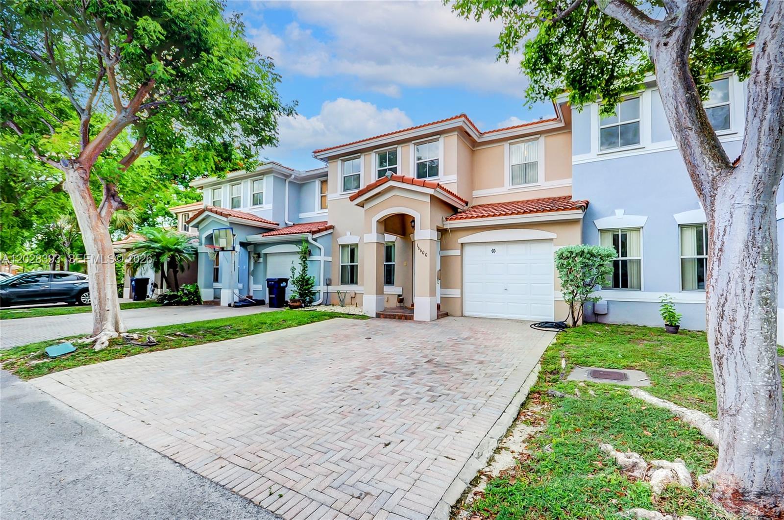 16600 Southwest 47th Terrace Miami, FL 33185 - Photo 2 of 55