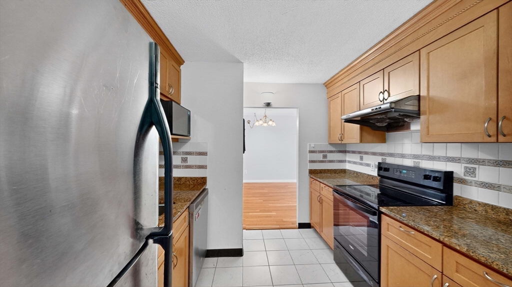 10 William Street, Unit 26 Watertown, MA 02472 - Photo 7 of 32