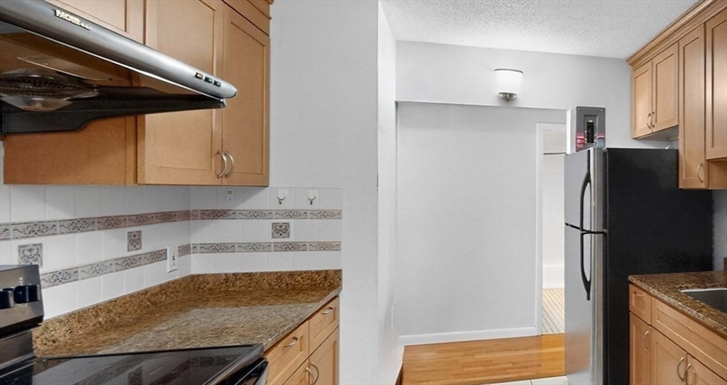 10 William Street, Unit 26 Watertown, MA 02472 - Photo 8 of 32