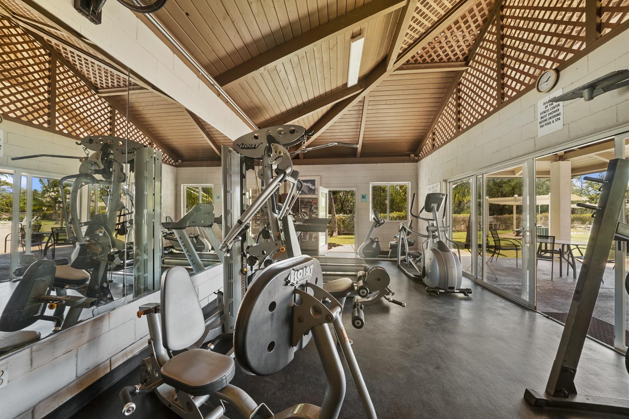 65 Halili Lane, Unit 10F Kihei, HI 96753 - Photo 42 of 48 a view of a room with gym equipment