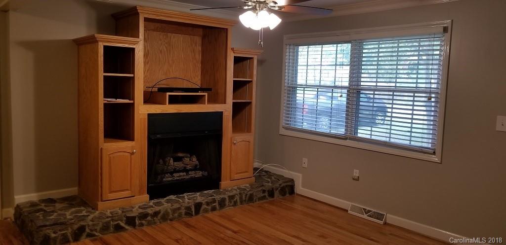 702 Freedom Mill Road, Unit 2 Gastonia, NC 28052 - Photo 3 of 21 Gallery Image 3
