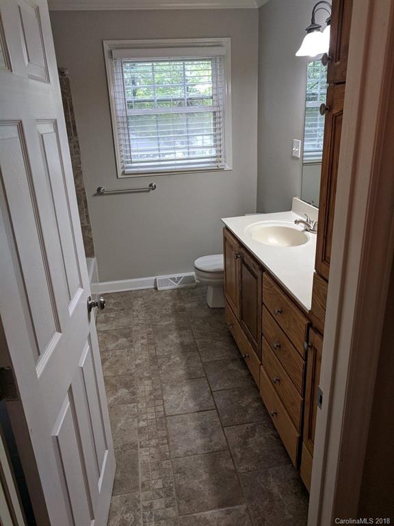 702 Freedom Mill Road, Unit 2 Gastonia, NC 28052 - Photo 8 of 21 Gallery Image 8