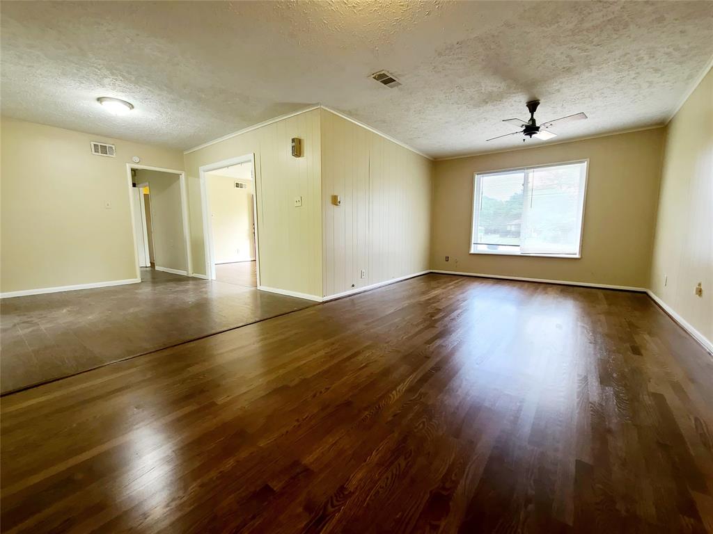 9867 Carnegie Place Dallas, TX 75228 - Photo 5 of 23