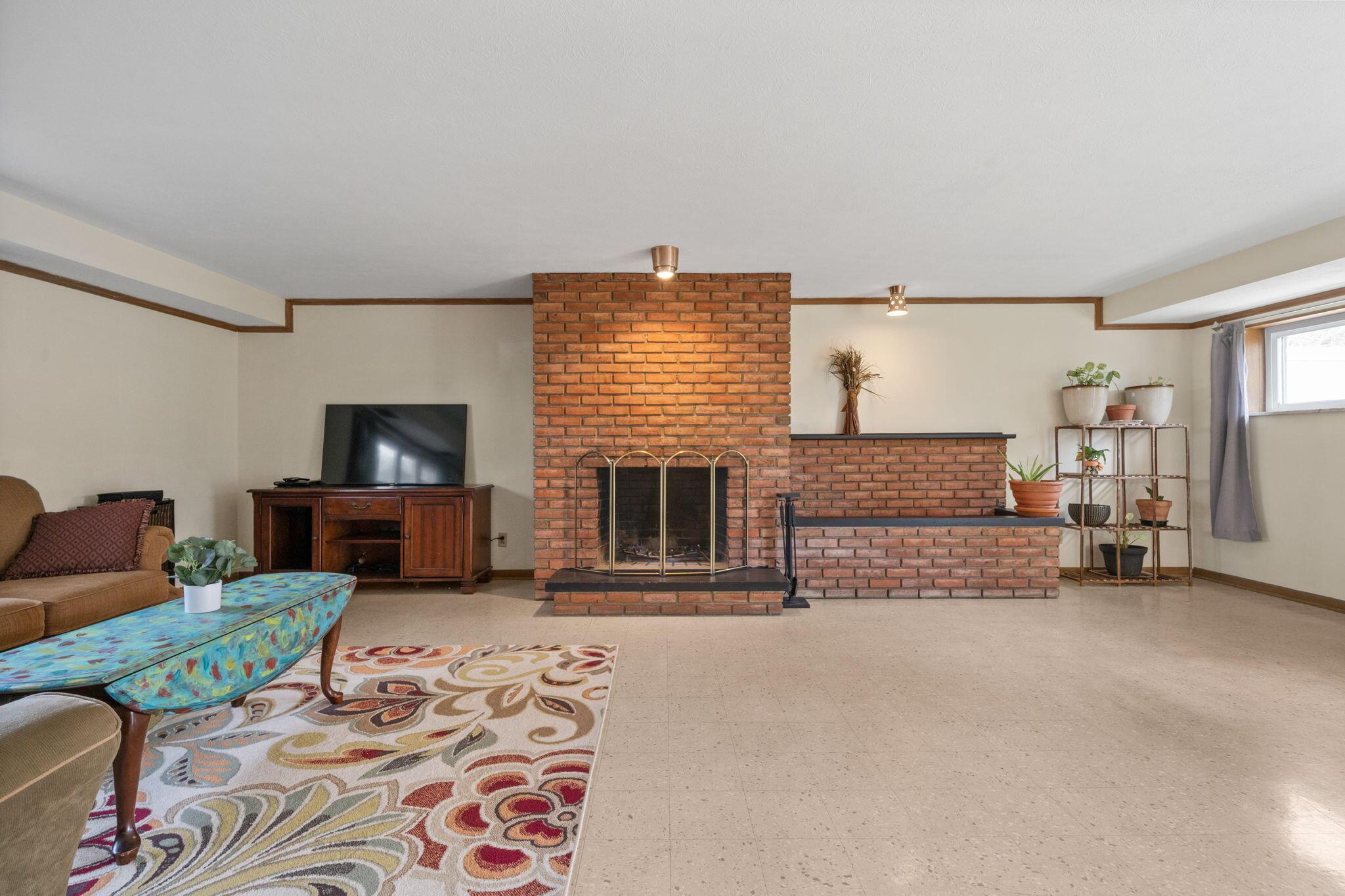 1478 Lonsdale Road Columbus, OH 43232 - Photo 22 of 37 Lower level