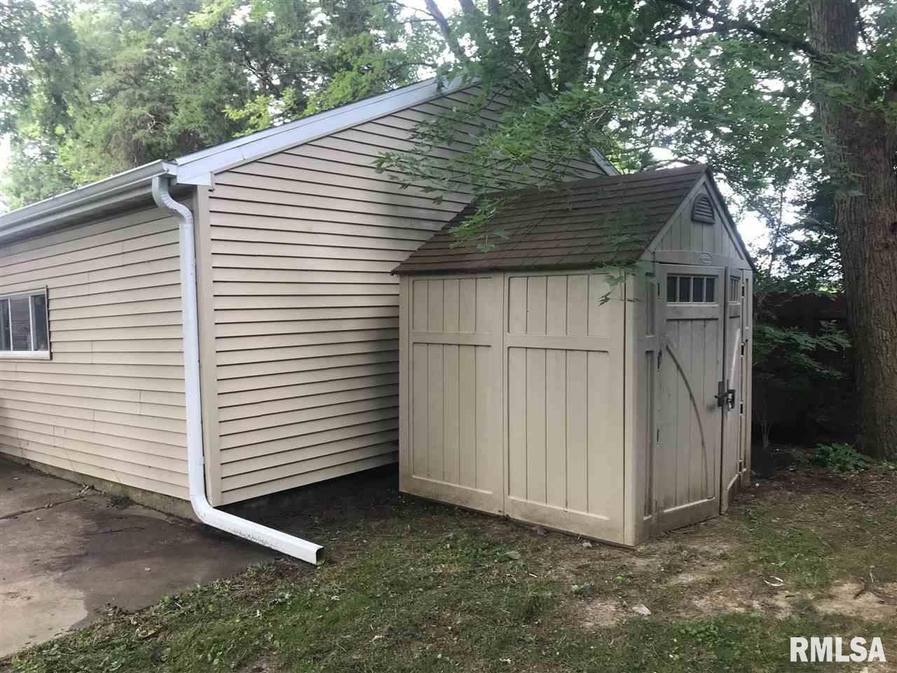 6033 West Pfeiffer Road Bartonville, IL 61607 - Photo 8 of 30