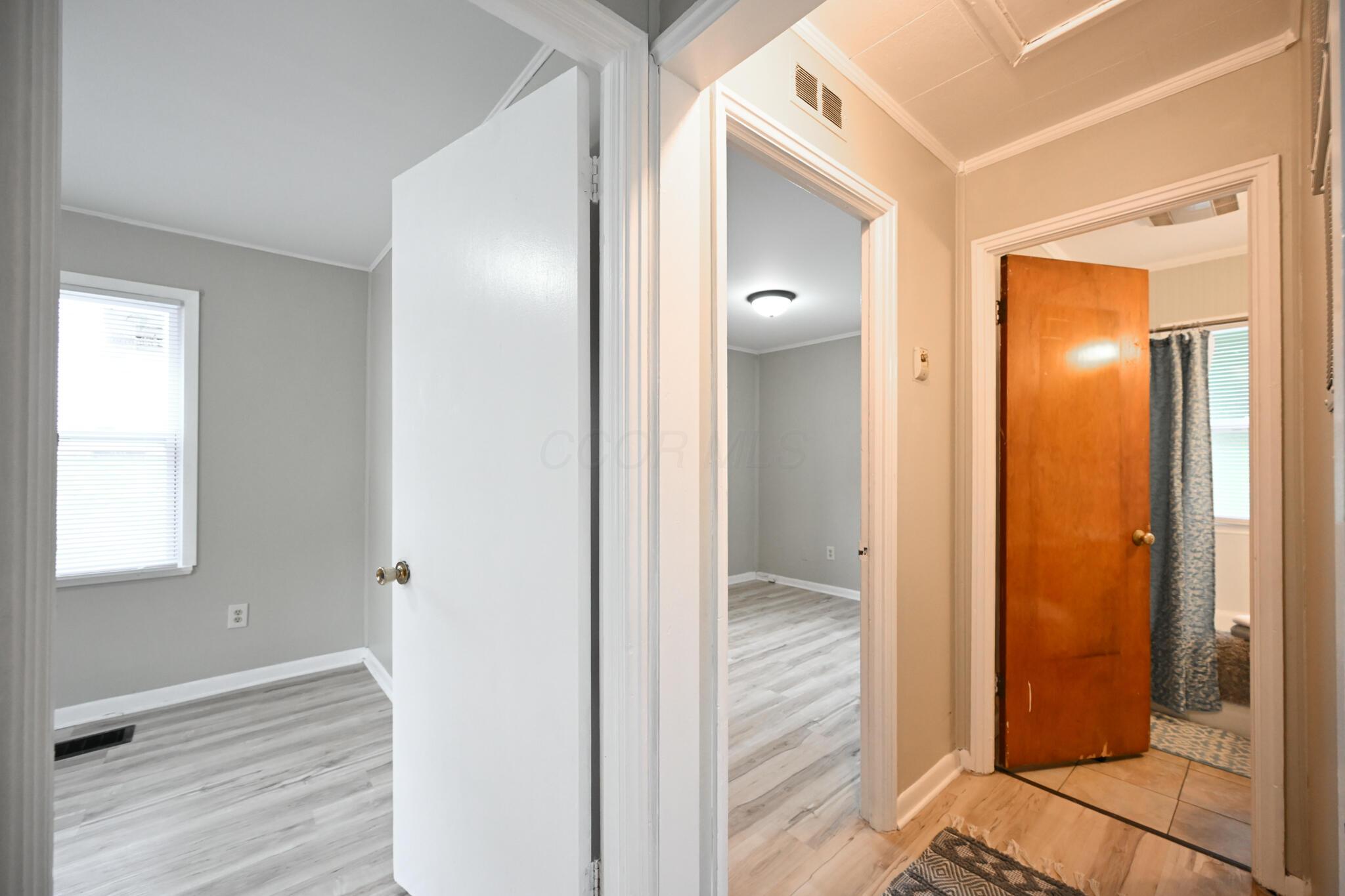 1715 Summit Street Springfield, OH 45503 - Photo 12 of 29 20250716-1715 Summit-013