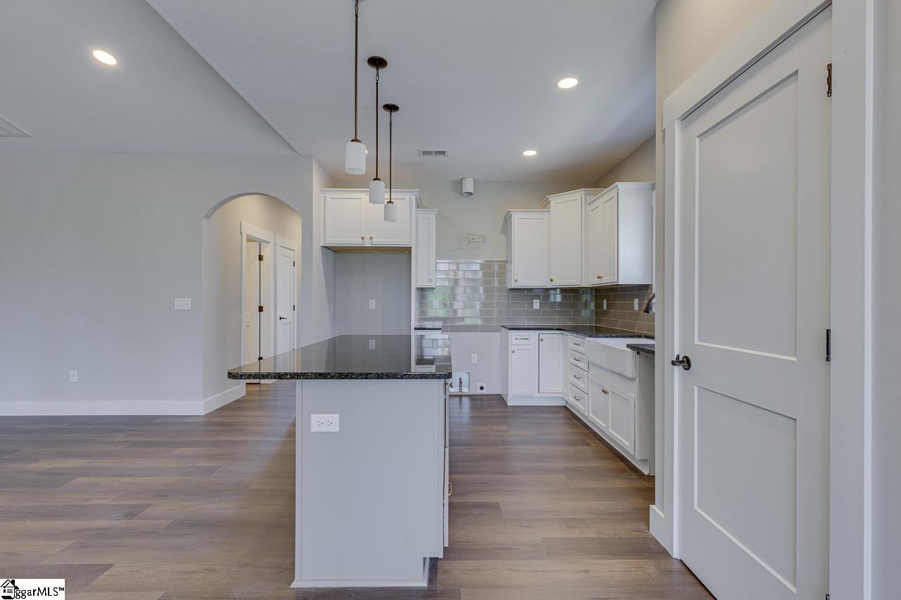 123 Hideaway Lane Easley, SC 29640 - Photo 17 of 47