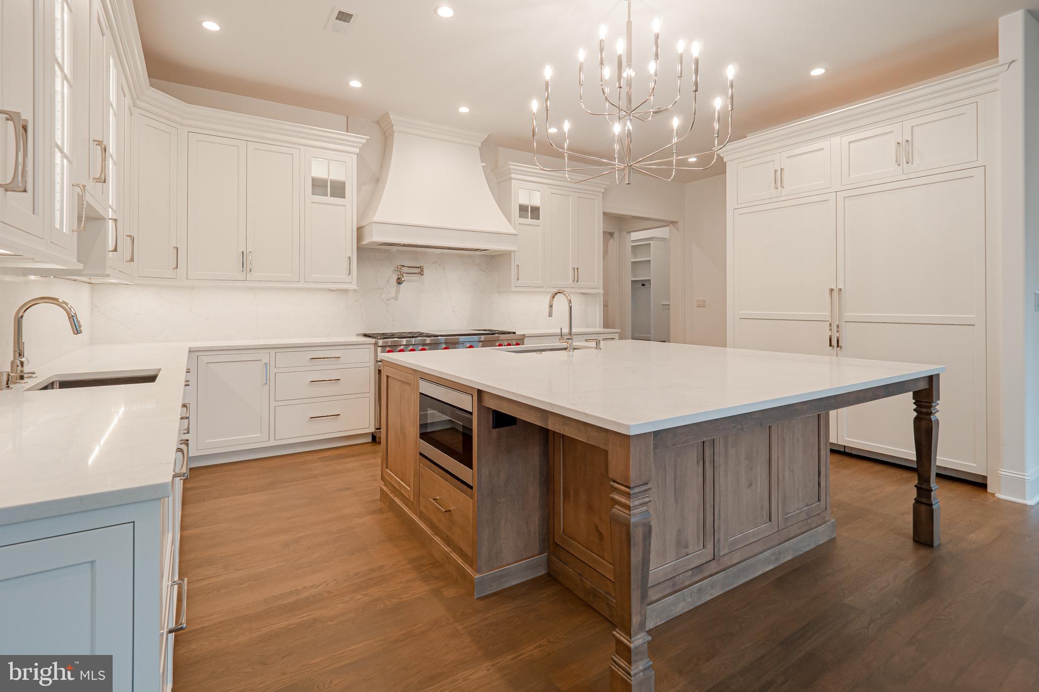 32 Oakland Road Chadds Ford, PA 19317 - Photo 11 of 76 Chefs Kitchen - Oversized Island