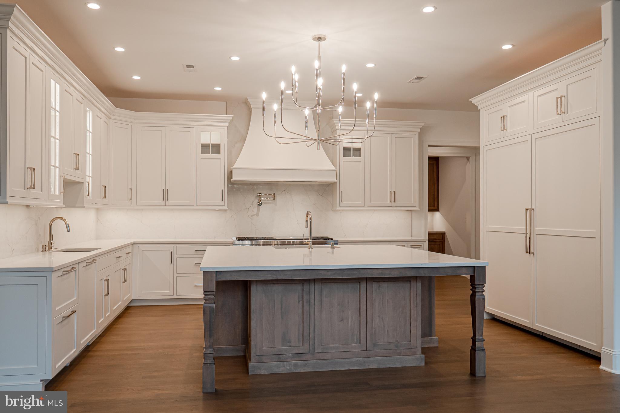 32 Oakland Road Chadds Ford, PA 19317 - Photo 12 of 76 Chefs Kitchen - Oversized Island