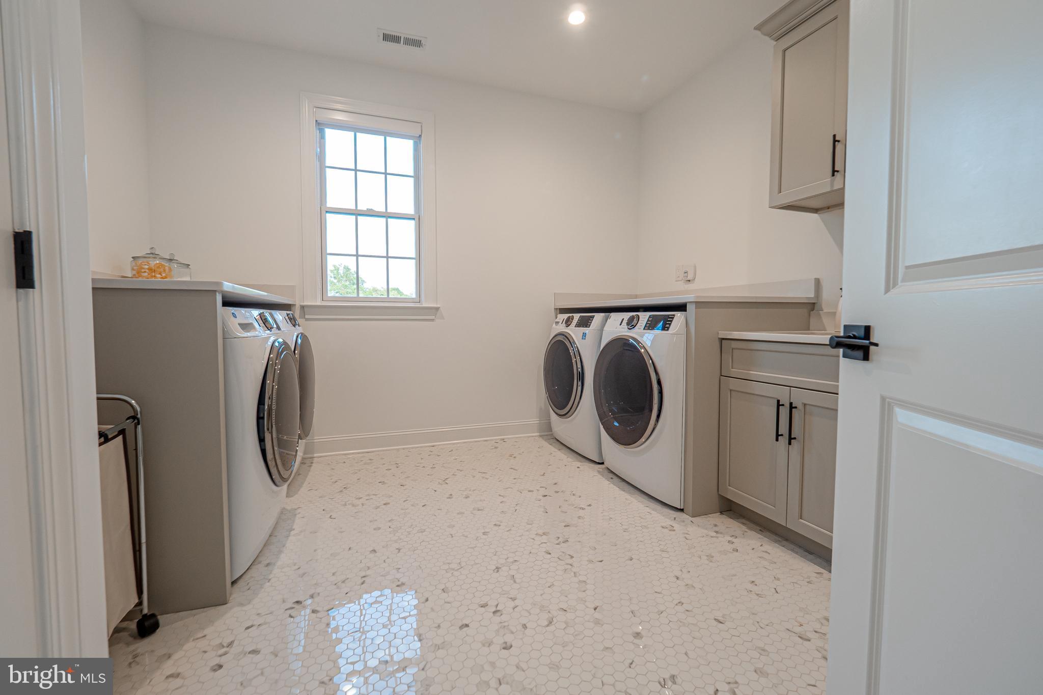 32 Oakland Road Chadds Ford, PA 19317 - Photo 48 of 76 Laundry Room
