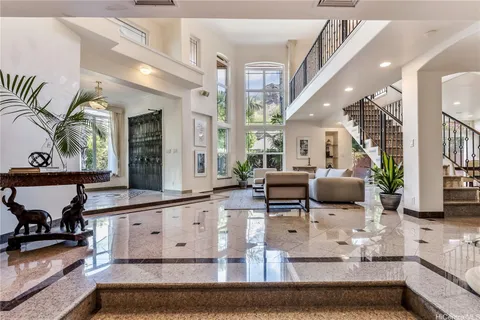 $5,560,000 | 3063 Diamond Head Road, Honolulu, HI 96815