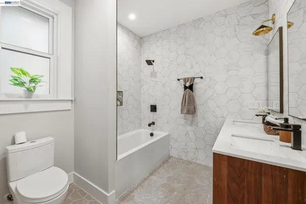 $1,858,000 | 1841 Vine Street, Berkeley, CA 94703