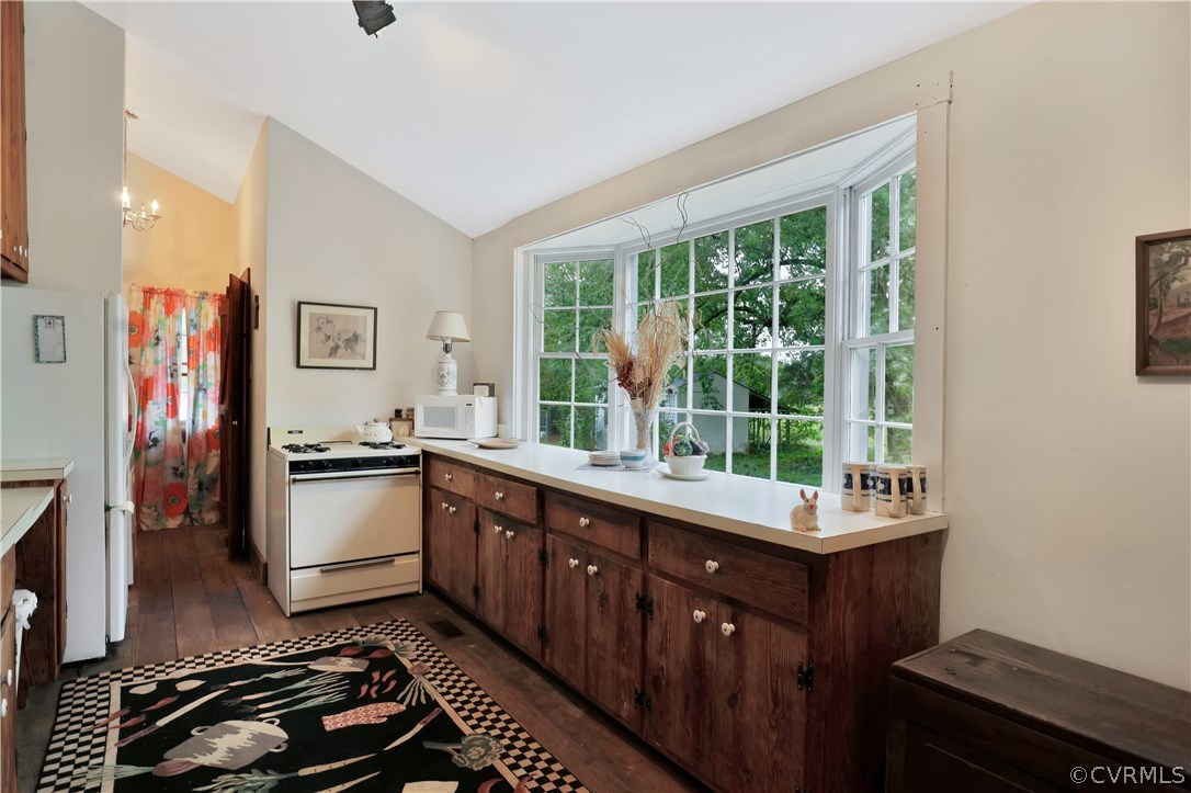 10301 County Line Road Disputanta, VA 23842 - Photo 23 of 43 Gallery Image 23