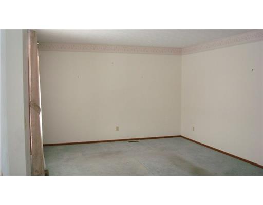 1129 Foxboro Road, Unit 198 Springfield, OH 45503 - Photo 6 of 17