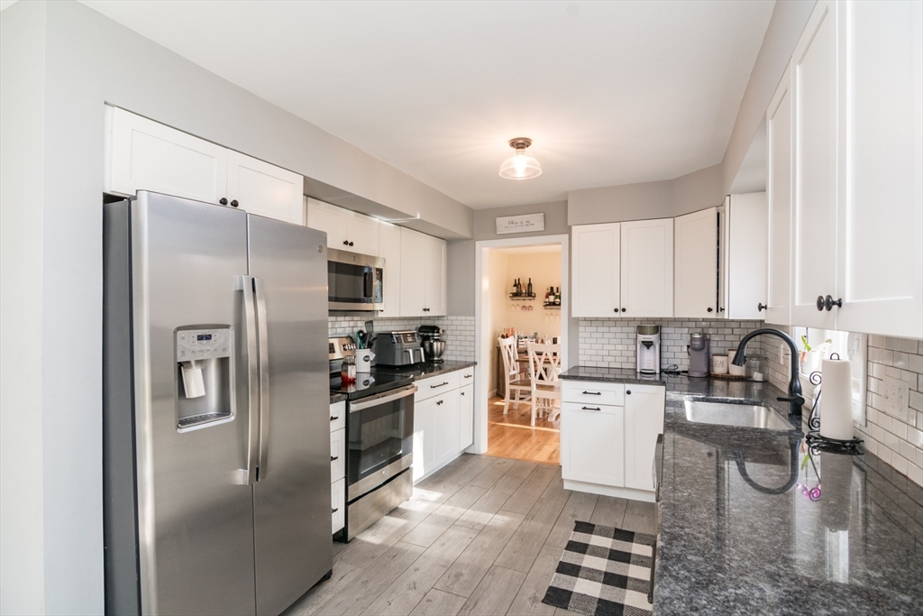 23 Lee Road Deerfield, MA 01373 - Photo 18 of 42 Gallery Image 18