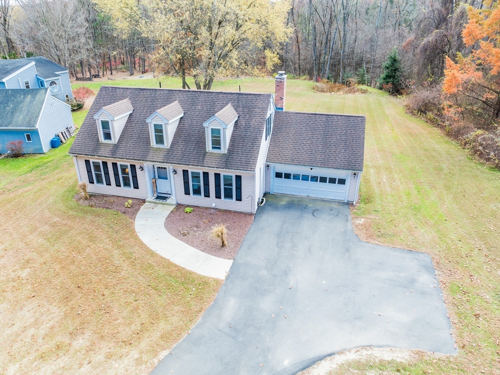 23 Lee Road Deerfield, MA 01373 - Photo 2 of 42 Gallery Image 2
