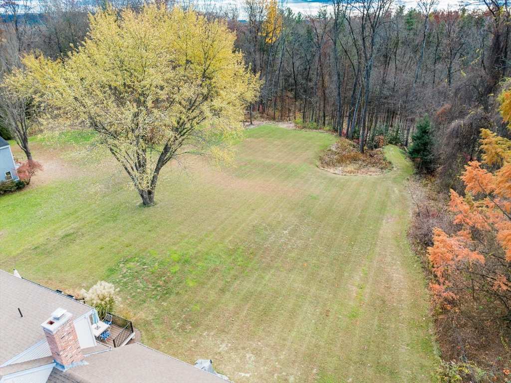 23 Lee Road Deerfield, MA 01373 - Photo 4 of 42 Gallery Image 4