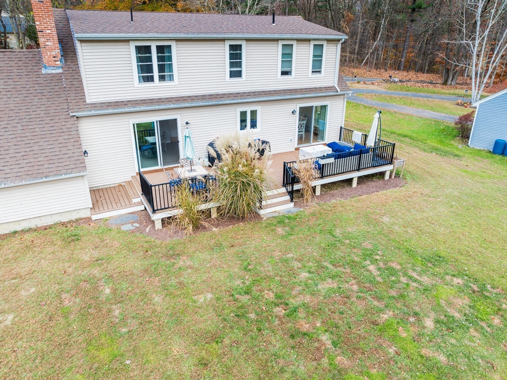 23 Lee Road Deerfield, MA 01373 - Photo 8 of 42 Gallery Image 8