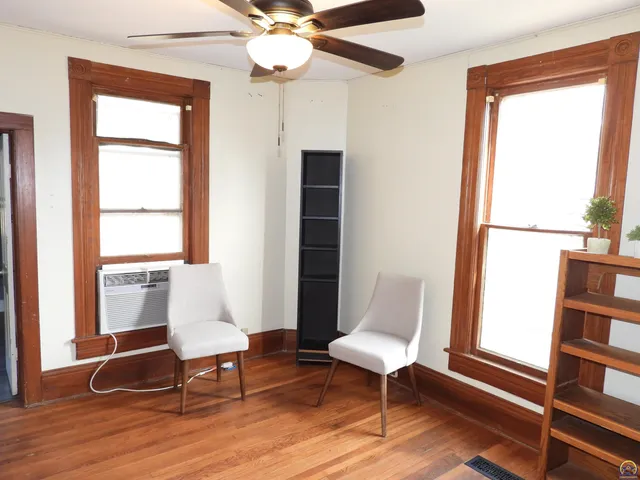 $155,000 | 320 West Dayton Avenue, Burlingame, KS 66413