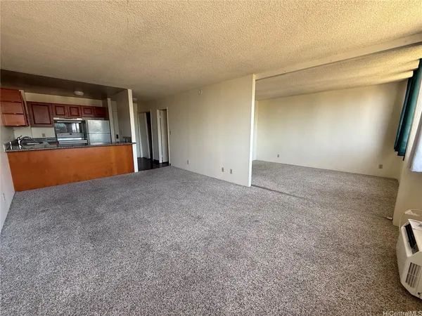 $2,200 | 1255 Nuuanu Avenue, Unit E3013, Honolulu, HI 96817