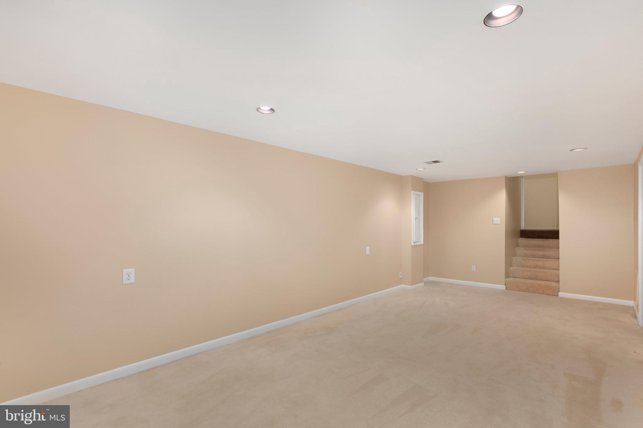 10610 Meadowhill Road Silver Spring, MD 20901 - Photo 33 of 40 Gallery Image 33