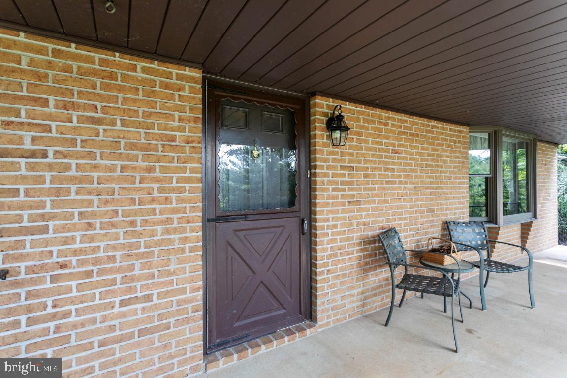 3765 Stone Road Taneytown, MD 21787 - Photo 3 of 34 Gallery Image 3