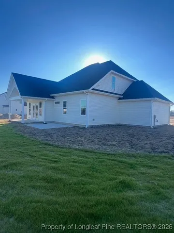 $474,900 | 108 Sunny Acres Lane, Clinton, NC 28328