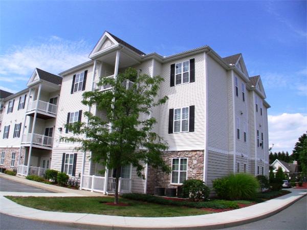 19 Hampshire Road, Unit 310 Methuen, MA 01844 - Photo 1 of 17 Gallery Image 1
