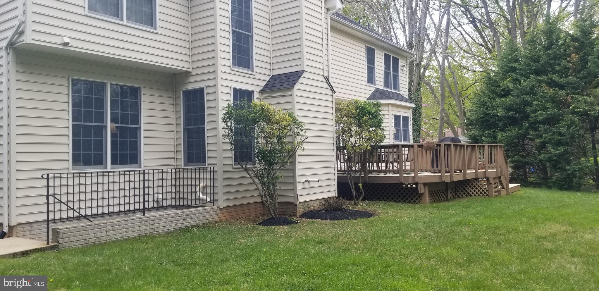 11866 Simpson Road Clarksville, MD 21029 - Photo 56 of 57 Exterior Rear View