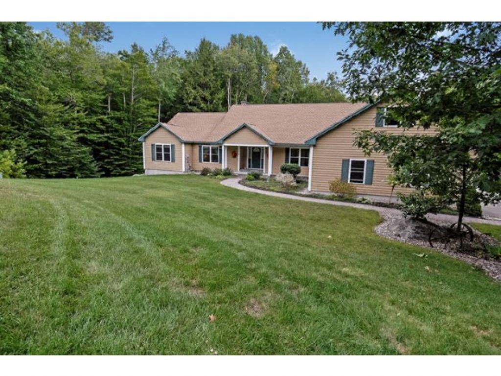 46 Calef Drive Alton, NH 03809 - Photo 1 of 31 Gallery Image 1