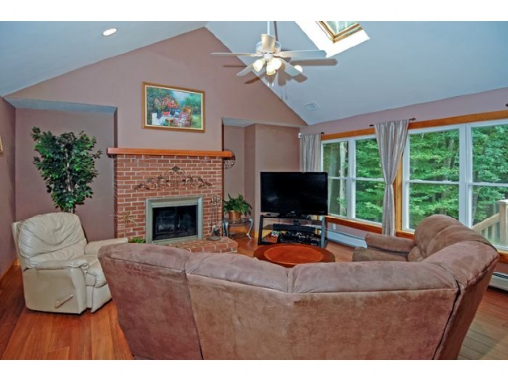 46 Calef Drive Alton, NH 03809 - Photo 5 of 31 Gallery Image 5