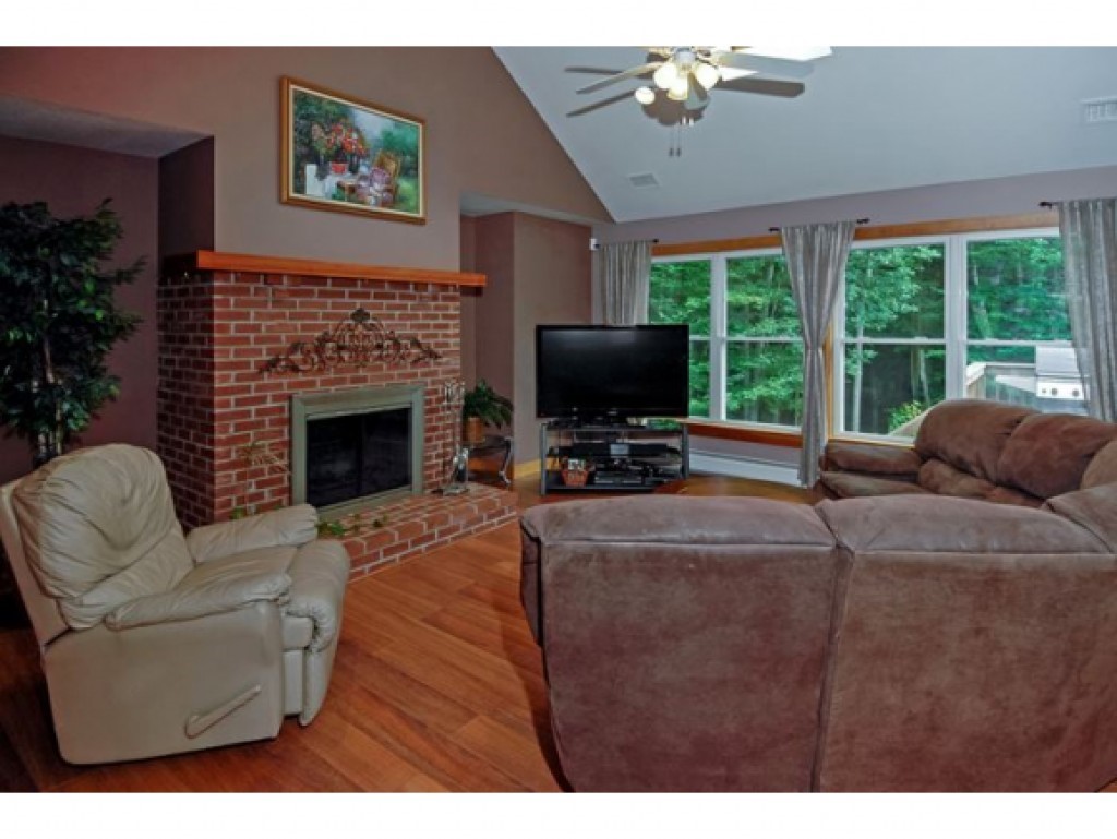 46 Calef Drive Alton, NH 03809 - Photo 6 of 31 Gallery Image 6