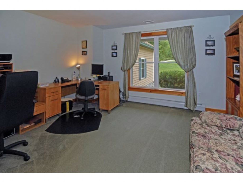 46 Calef Drive Alton, NH 03809 - Photo 10 of 31 Gallery Image 10